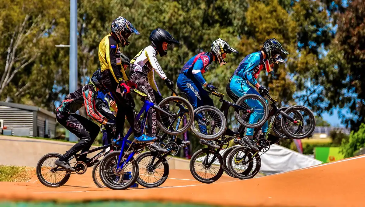 Atletas de Caraguatatuba são convocados para Campeonato de BMX nos EUA