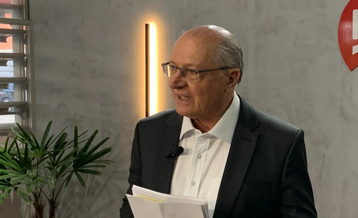 Geraldo Alckmin comenta sobre retorno do horário de verão