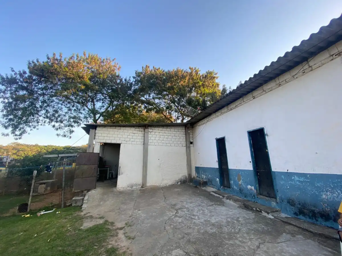 Após morar 31 anos em local, família recebe mandado de reintegração de posse da Prefeitura
