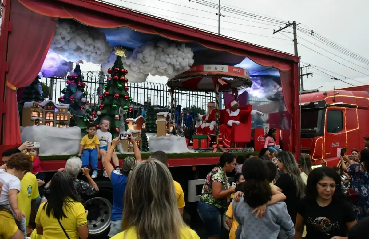 Shopping Jardim Oriente é a Parada Oficial da Caravana de Natal Coca-Cola