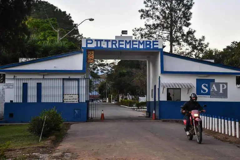 STF decide que o ex-jogador Robinho continuará preso na P2 de Tremembé