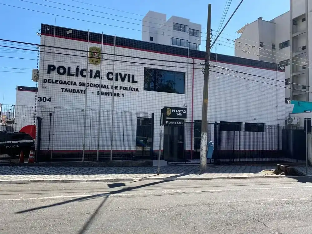Homem é morto a tiros em Pindamonhangaba