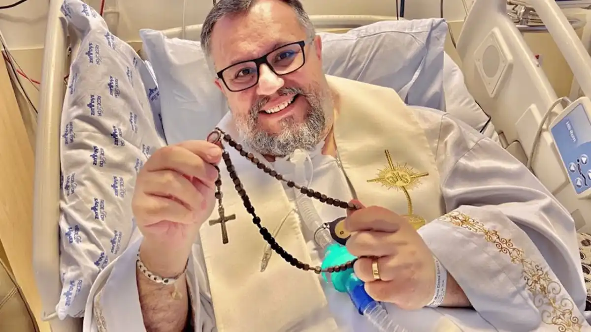 Padre Márlon ganha filme sobre luta contra doença rara e encontro com o Papa
