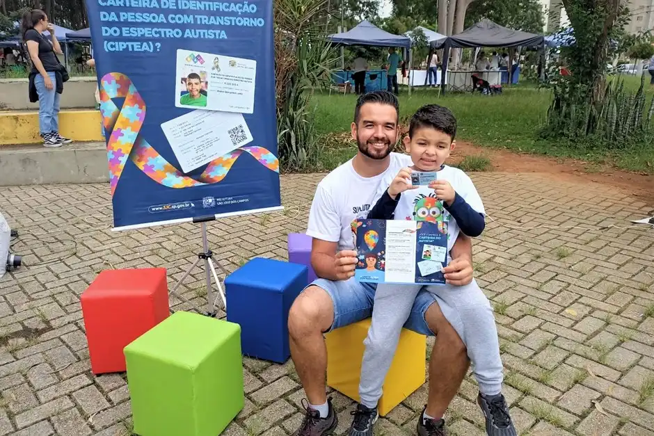 Quase 700 carteiras de identificação de pessoas com TEA foram emitidas em 2023 em São José