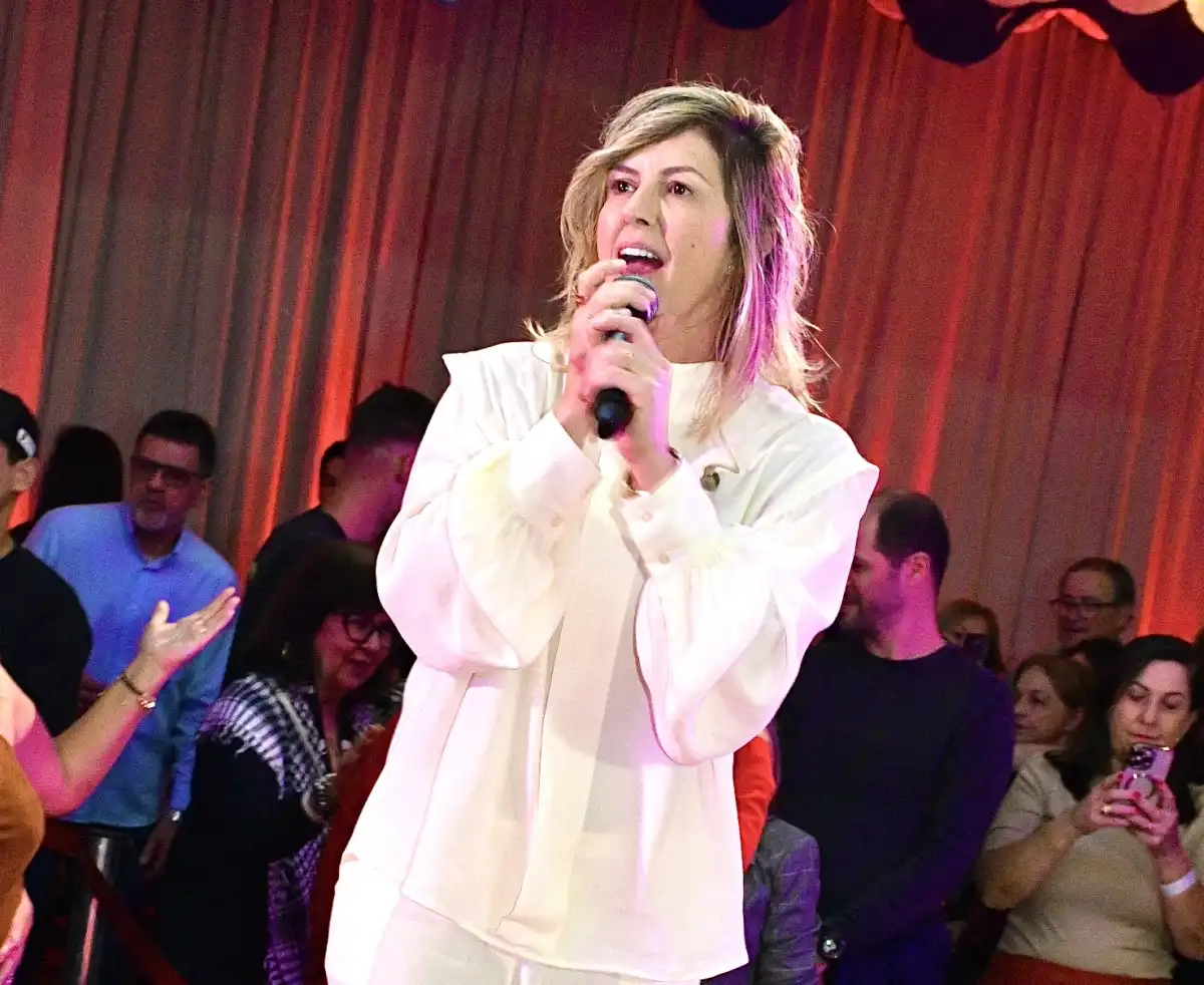 Priscilla Coutto celebra aniversário em São José dos Campos