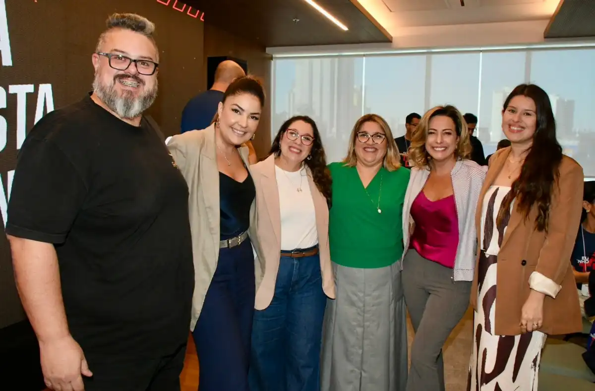 Time de influenciadores digitais na nova fase da Fantástico Alimentos
