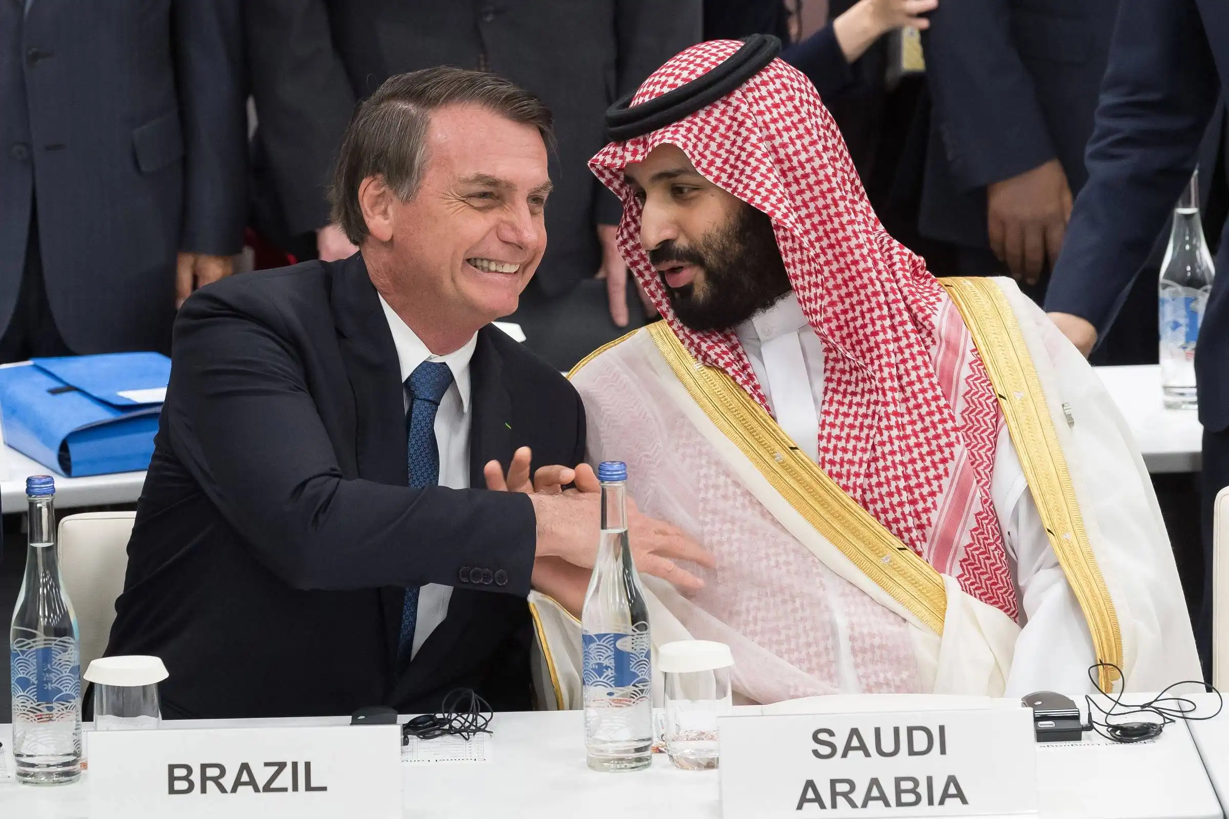 Bolsonaro ficou com kit saudita avaliado em mais 500 mil reais