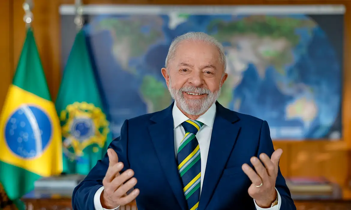 Feliz aniversário presidente Lula
