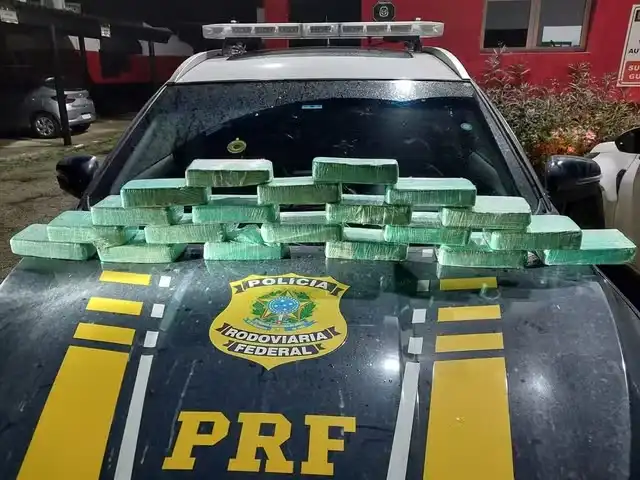 PRF encontra 20 quilos de crack em lataria de carro na Fernão Dias