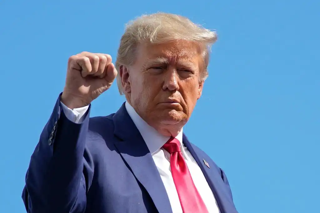 "O inferno estourará no Oriente Médio", afirma Trump nesta terça-feira (07)