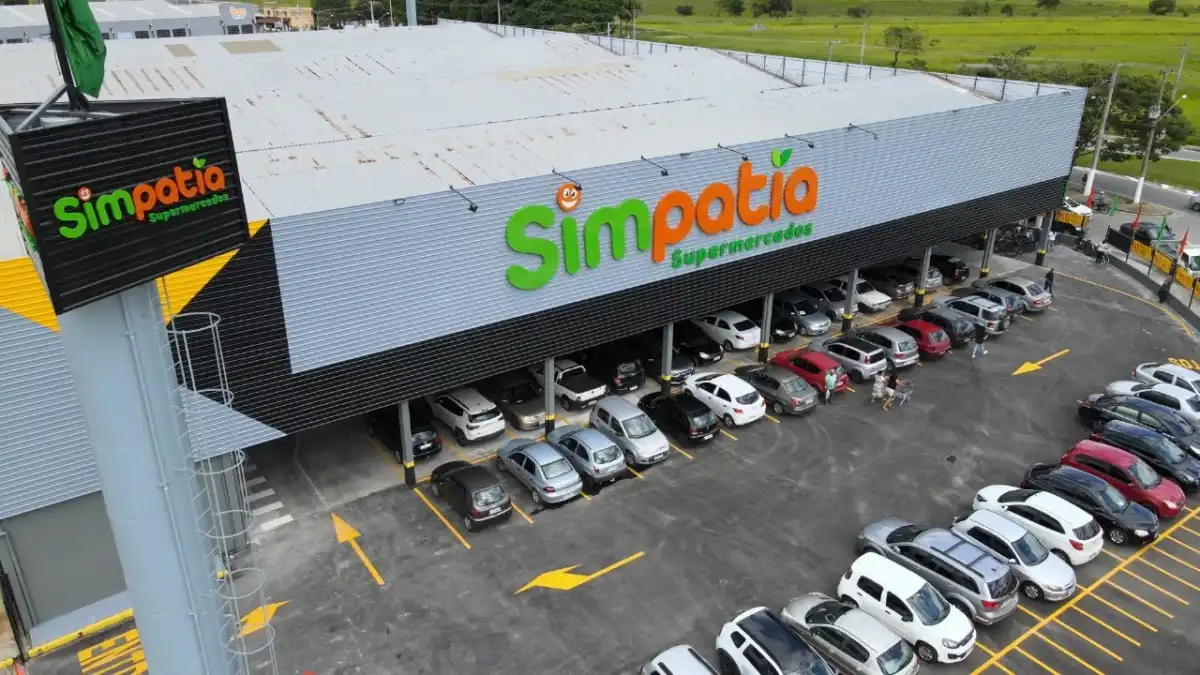 Novo supermercado anuncia 300 vagas de emprego no Vale e Região