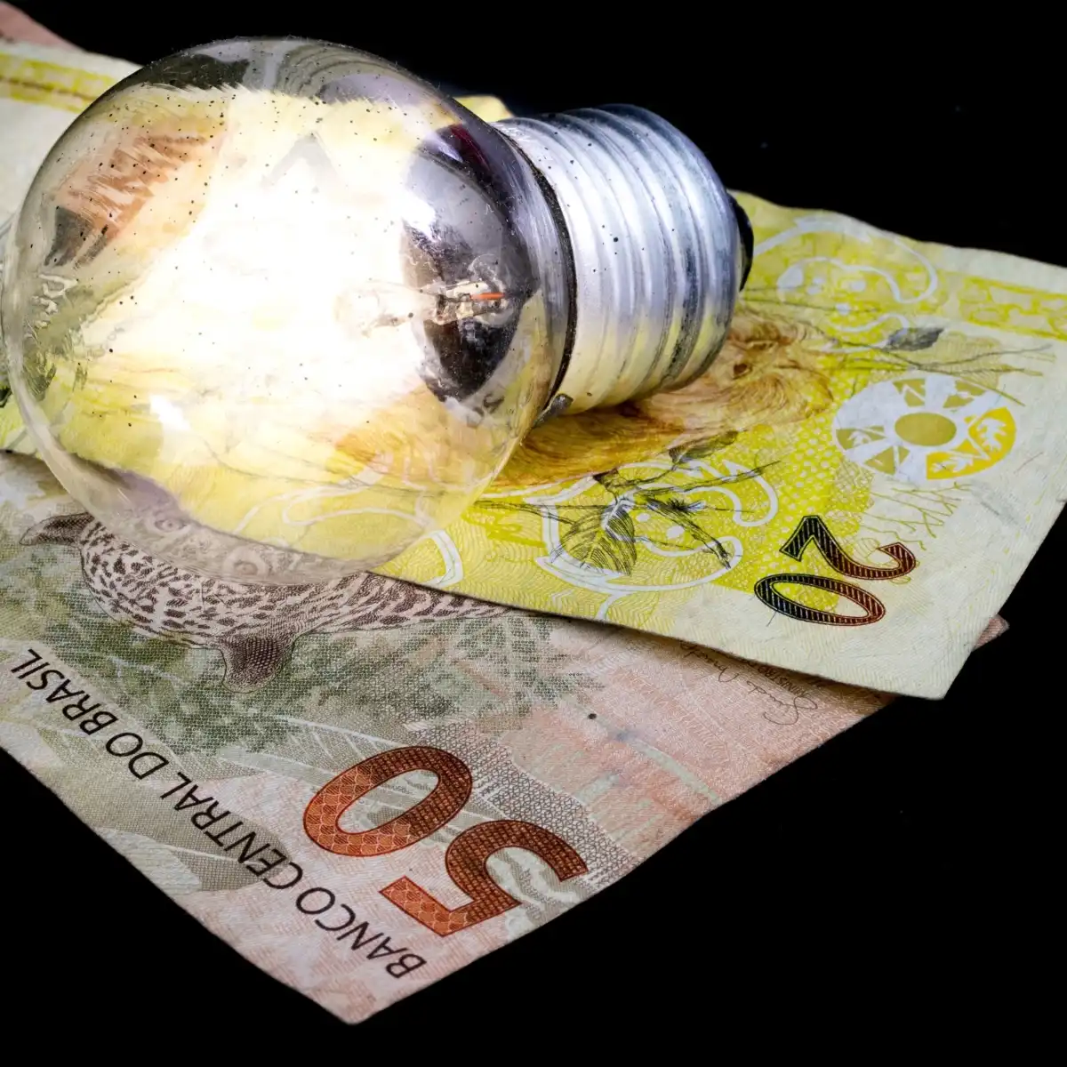Conta de luz ficará mais cara a partir da próxima quarta (27) no Vale do Paraíba 