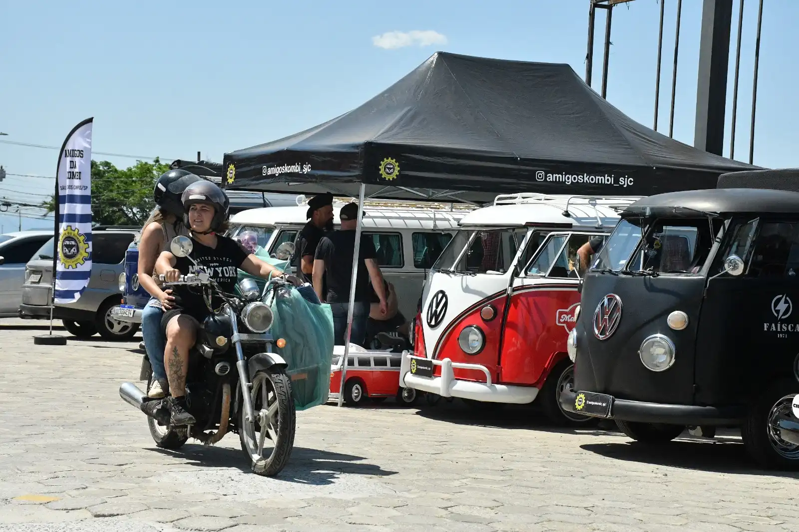 JK ROCK DAY agita São José dos Campos com música, carros antigos e muita nostalgia0