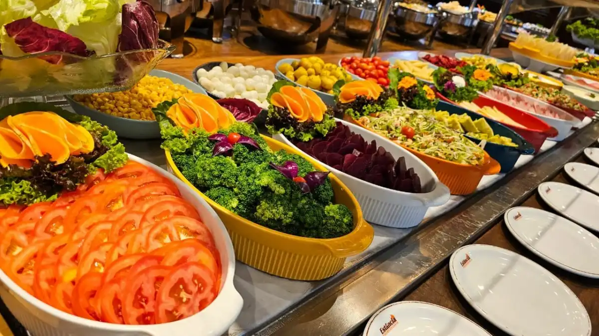 Churrascaria Estância promove jantar especial para o Dia dos Namorados