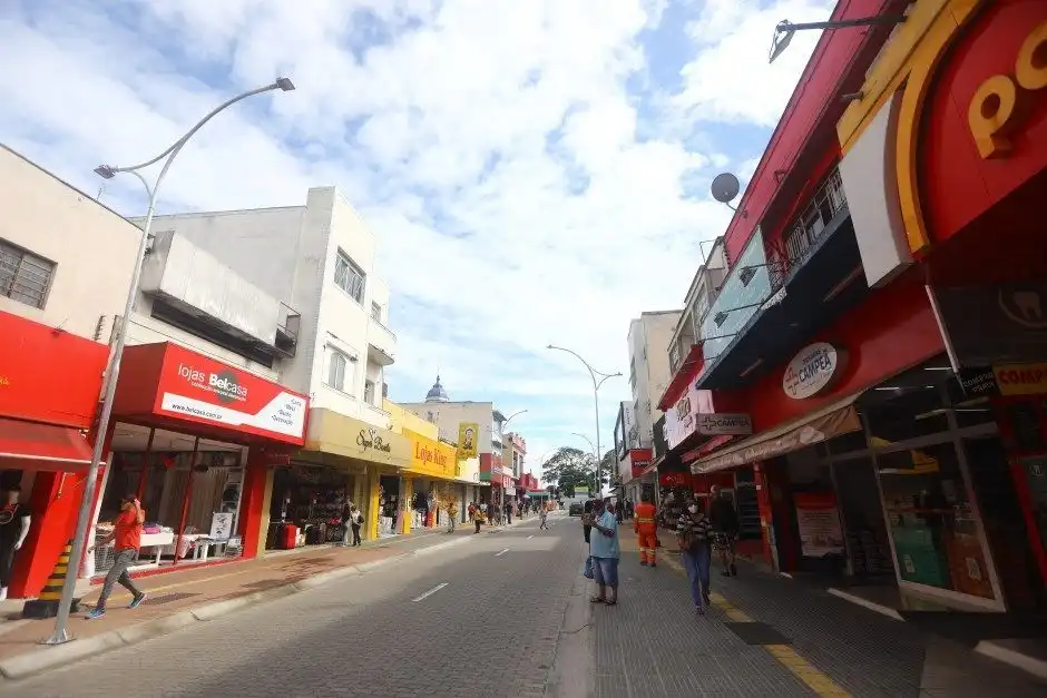São José inicia retirada da fiação aérea da Rua 15 de Novembro, no Centro