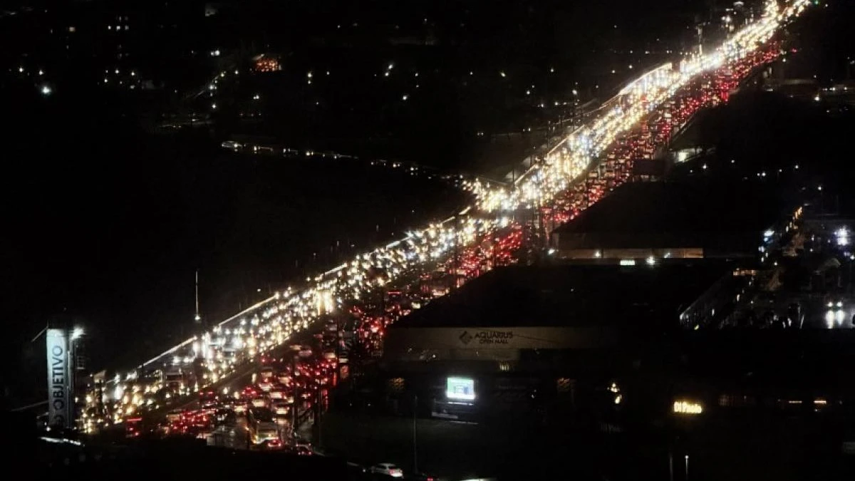 Chuva e Porsche provocam trânsito recorde no Anel Viário de São José dos Campos