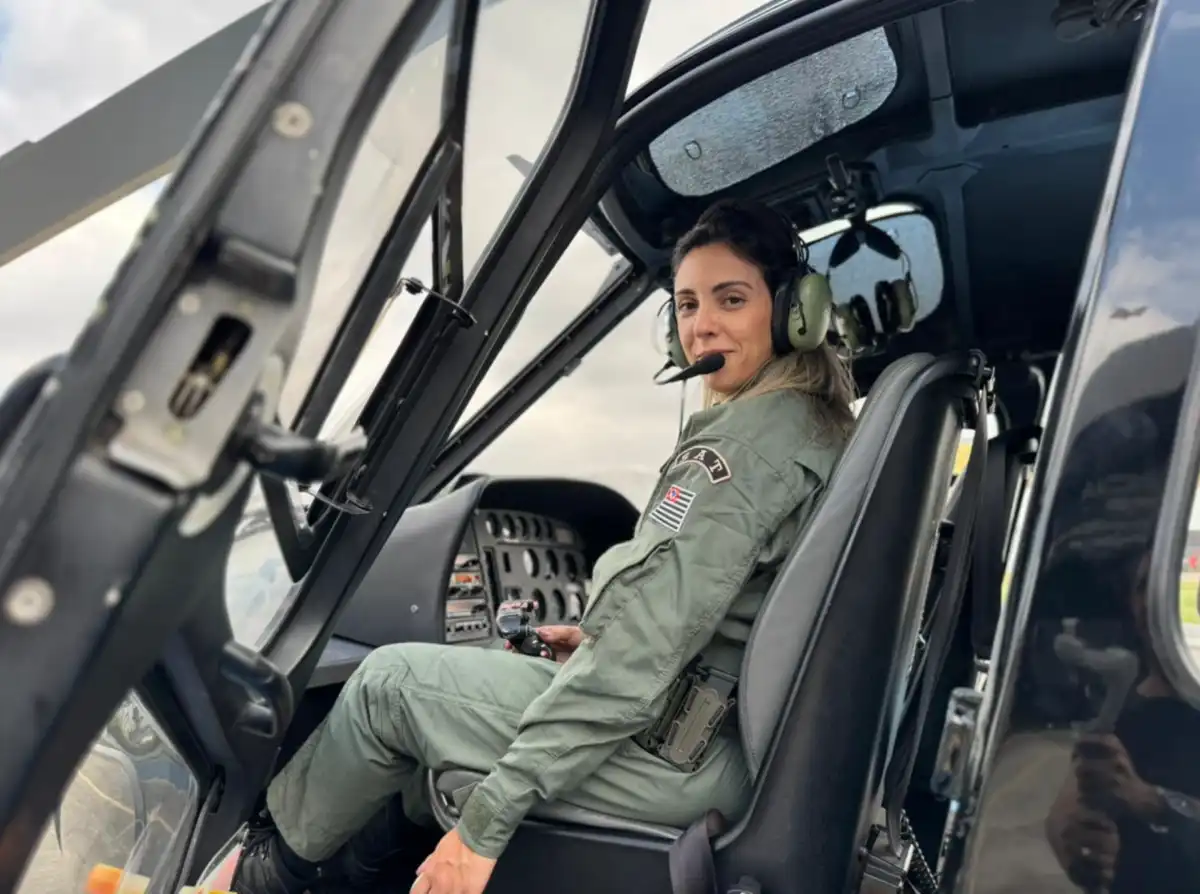 Delegada de SP é a primeira mulher a pilotar helicóptero da Polícia Civil