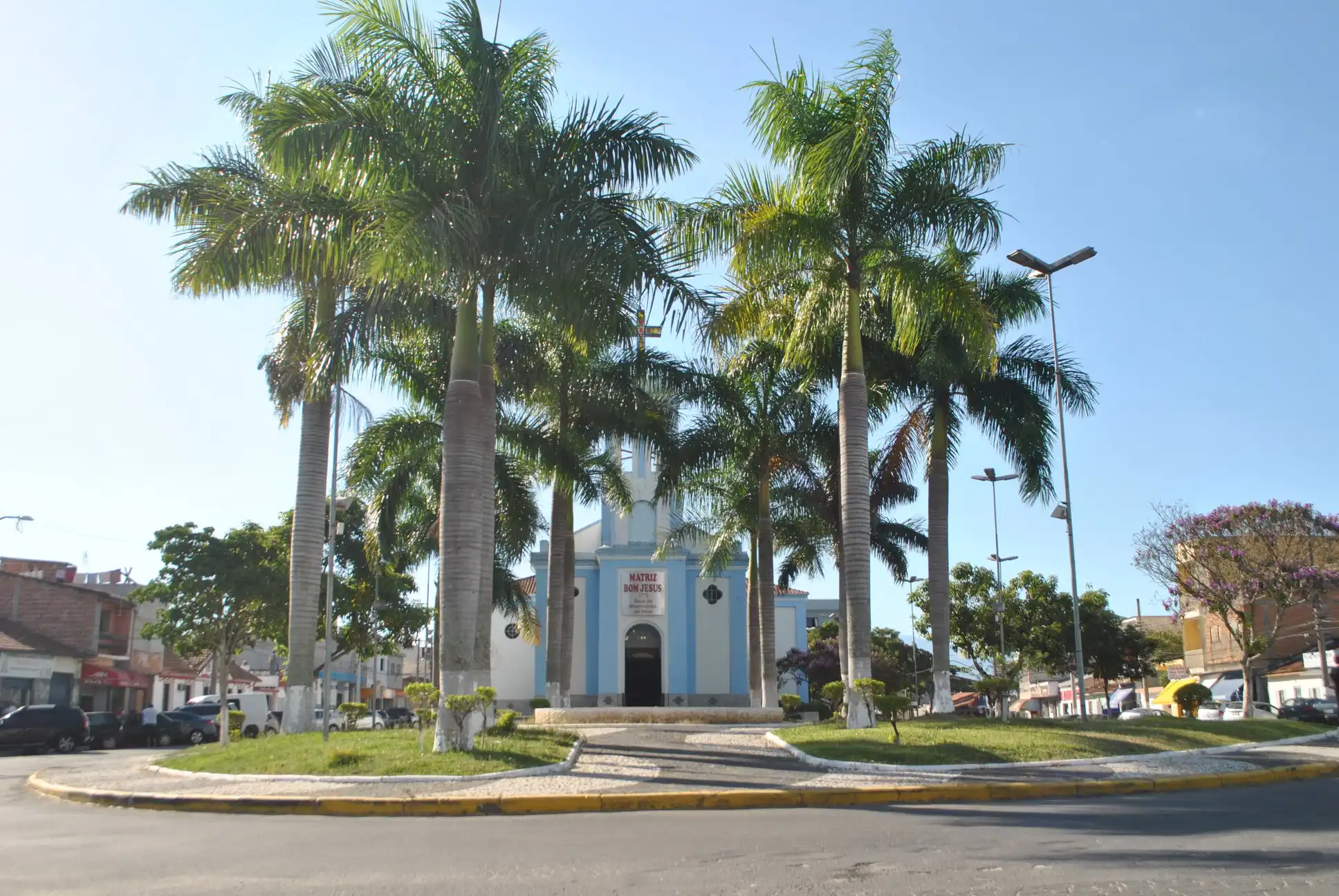 Prefeitura de Potim abre concurso público com 60 vagas e salários de até R$ 8,4 mil