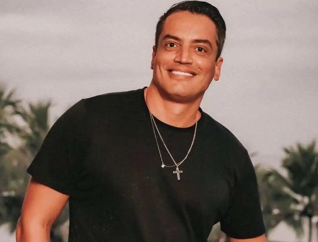 Jornalista Léo Dias internado por pneumonia - saiba mais sobre a doença
