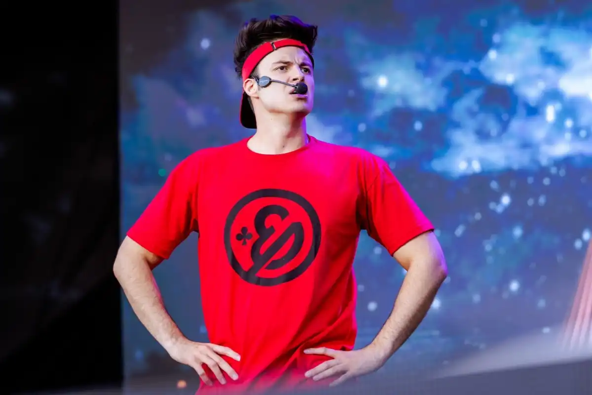 YouTuber Enaldinho se apresenta em São José neste domingo (4)
