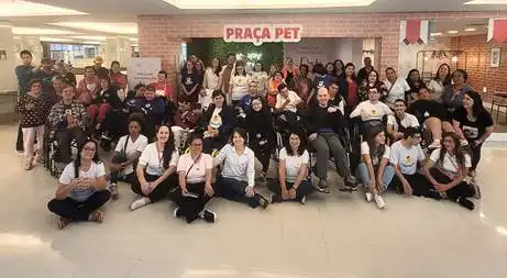 Atendidos de associação de Caçapava visitaram o CenterVale