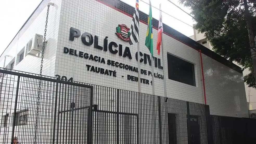 Corpo de mulher é encontrado com perfurações no pescoço em Taubaté