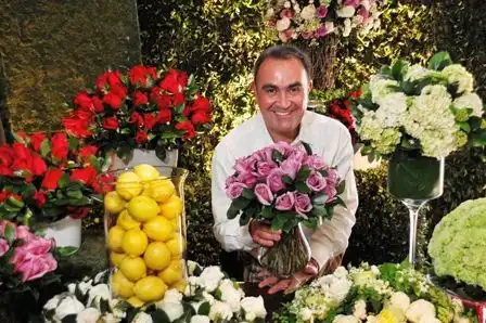 Vic Meirelles cria Jardim Especial para Namorados do Pátio Higienópolis