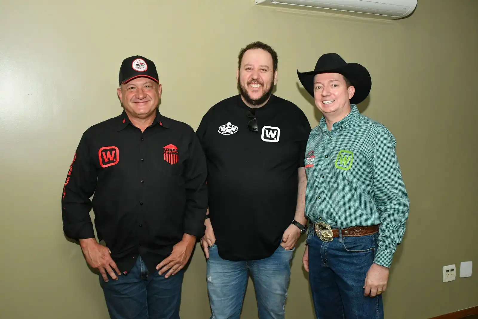 Vale Country Festival Coletiva de Imprensa no Nacional Iin
