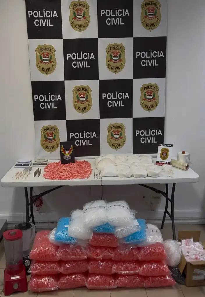 Polícia descobre “casa bomba” e prende três homens em São José