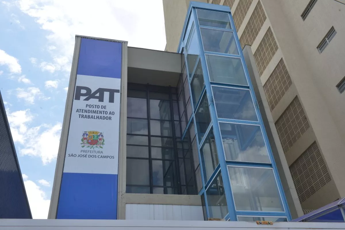 PAT de São José anuncia 100 vagas para ajudante de embalador