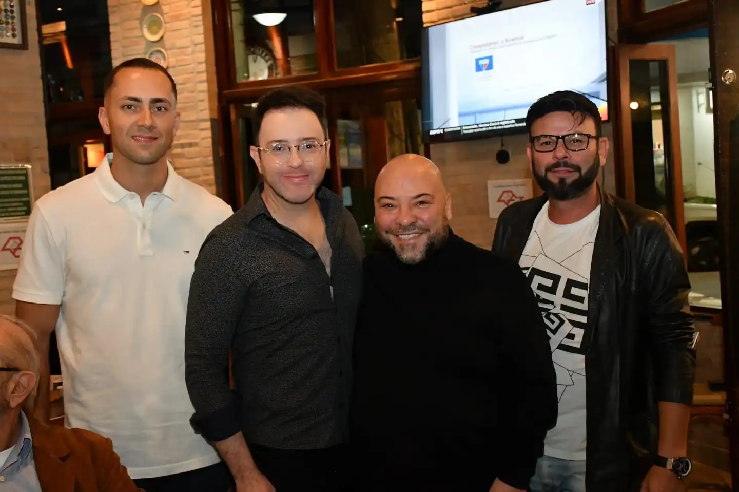 Aniversário de jornalista agita São José dos Campos