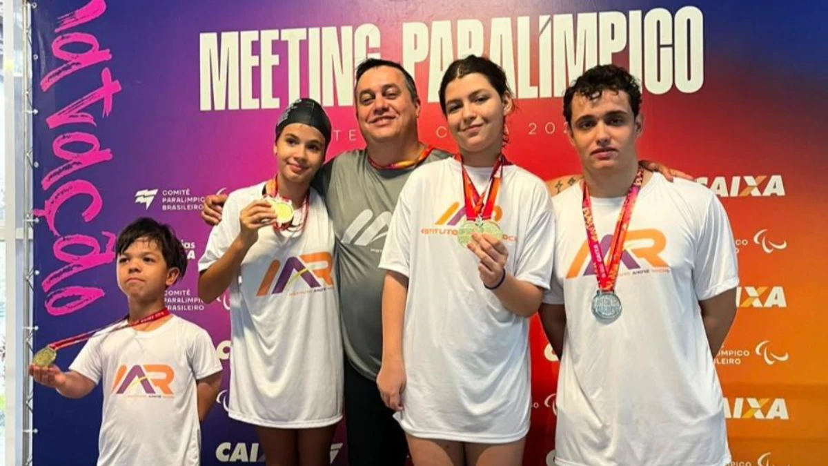 Equipe de natação paralímpica de Taubaté conquista 11 medalhas de ouro em competição