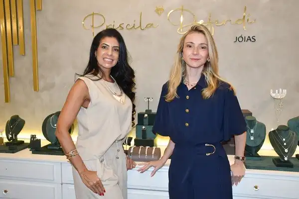 Priscila Defendi 18K reúne convidadas especiais em coquetel exclusivo de apresentação