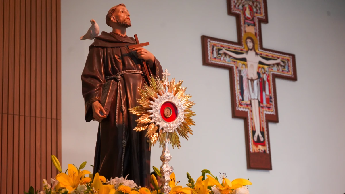 Relíquia de primeiro grau de São Francisco de Assis chega à Canção Nova nesta segunda-feira (17