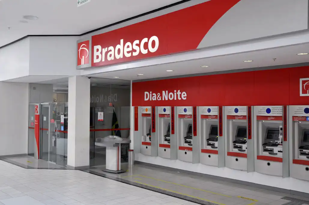 Bradesco confirma fechamento de mais de 340 agências no país e pega clientes de surpresa