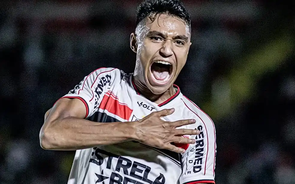 Após suspeita de morte cerebral, Jogador do Bragantino tem alta da UTI
