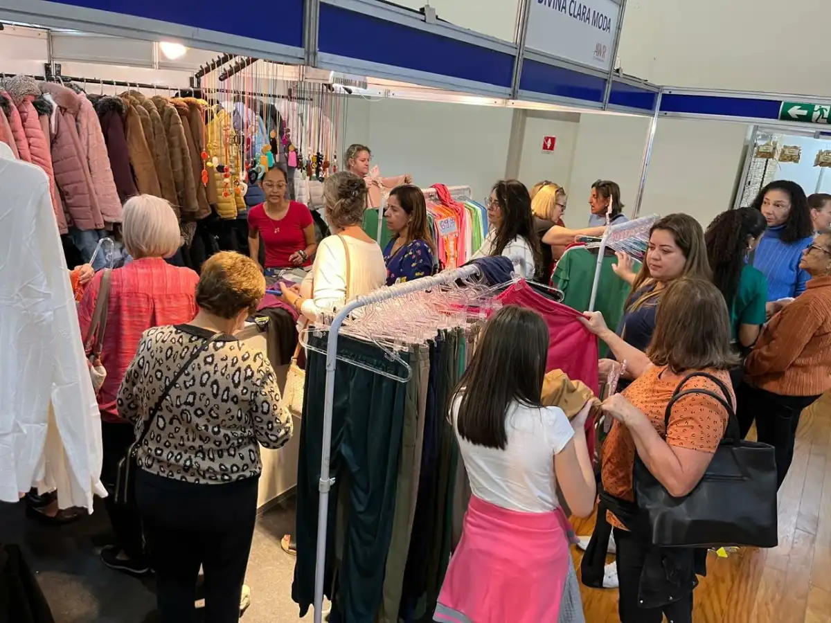 Tradicional Feira de Malhas e Acessórios em Couro Fará Liquidação no Shopping Jardim Oriente 