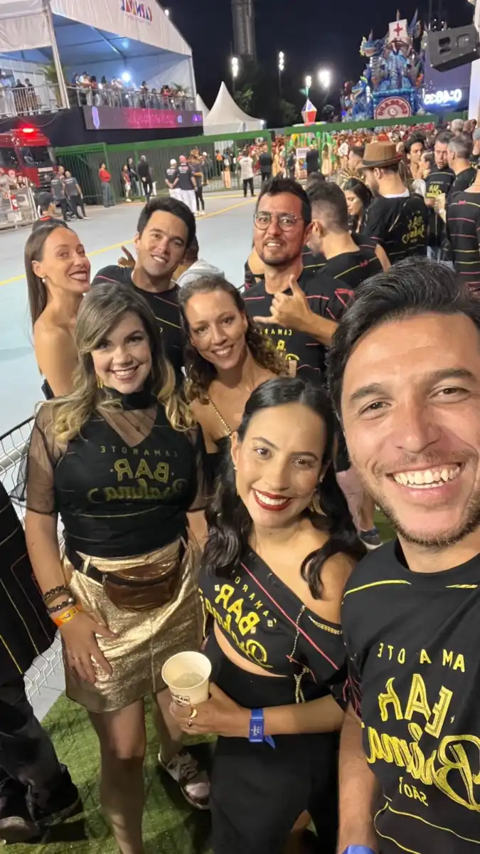 Arquitetos e lojistas do grupo prestigiam o desfile das campeãs noSambódromo em São Paulo O Grupo Nexus inova mais uma vez