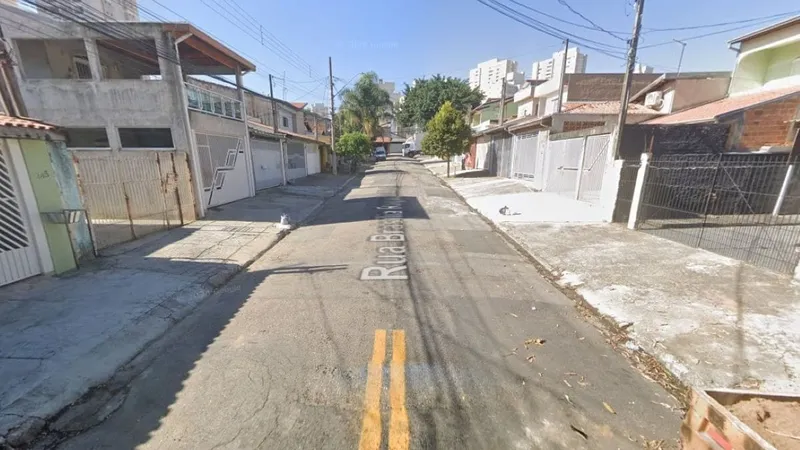 Adolescente é esfaqueada após briga motivada por ciúmes em São José dos Campos