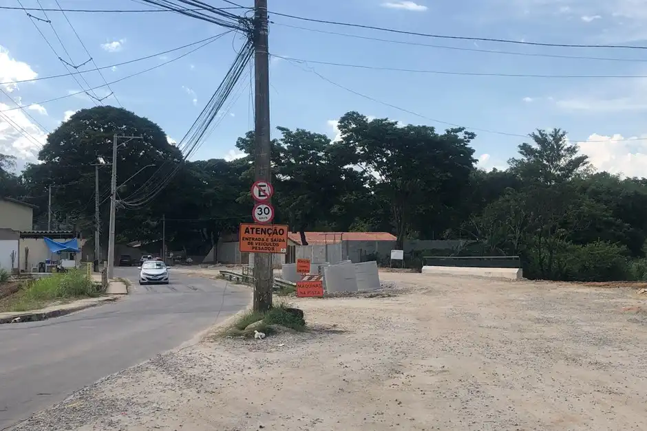 Trânsito de avenidas da região sudeste de São José é alterado