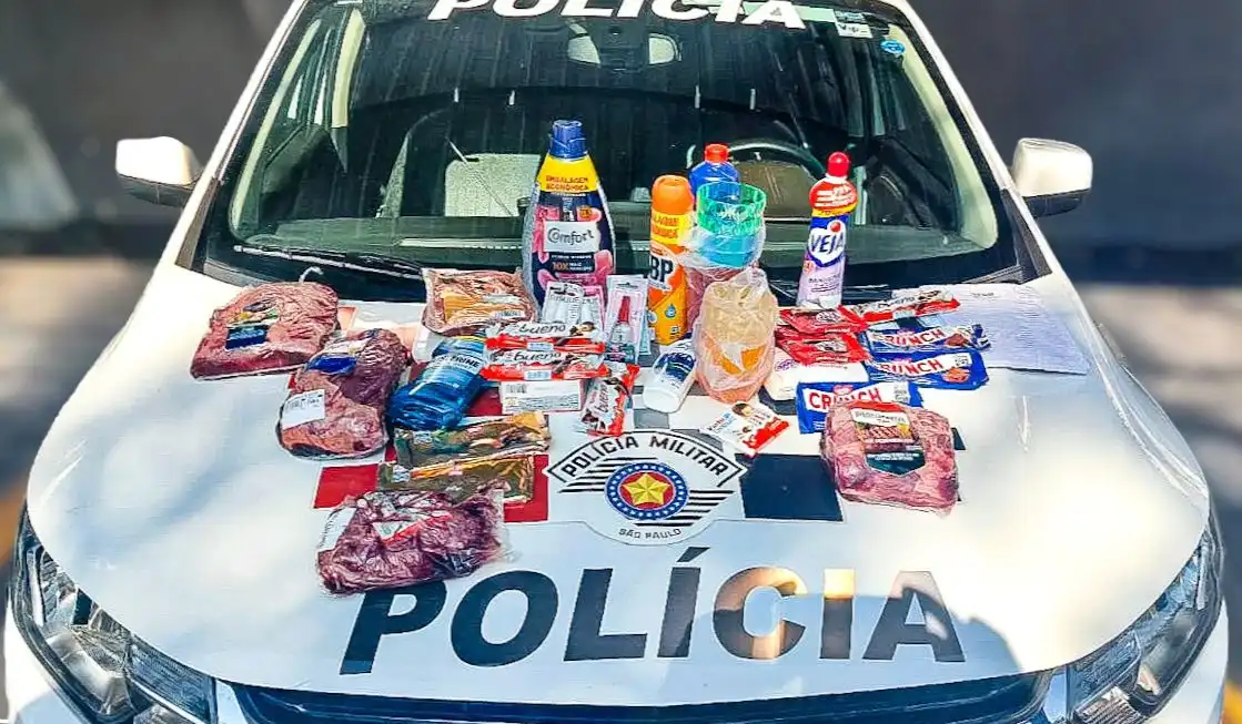 Duas mulheres foram presas após furtarem peças de carne em São José