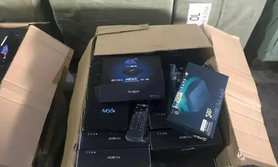 Operação da Polícia Civil faz buscas em casa de São José contra pirataria de TV por assinatura e streaming