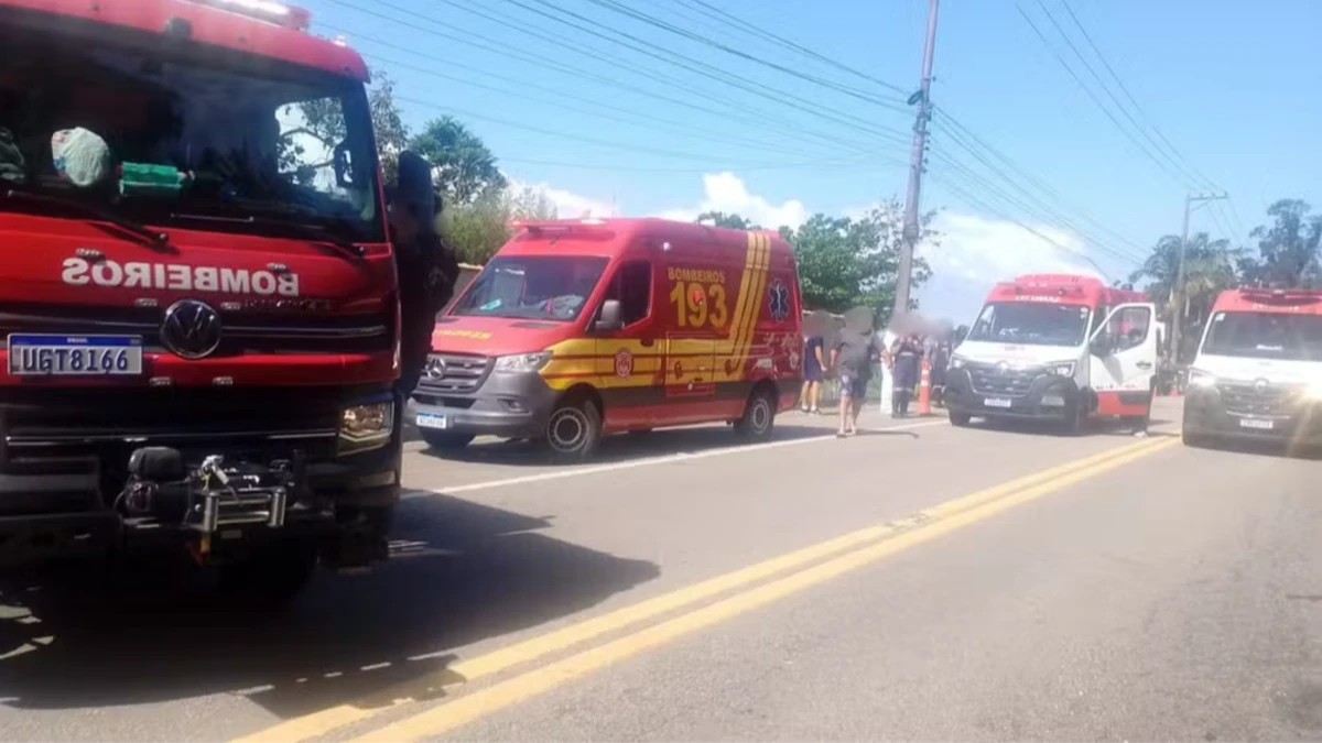 Motociclista fica gravemente ferida após acidente com carro em São Sebastião