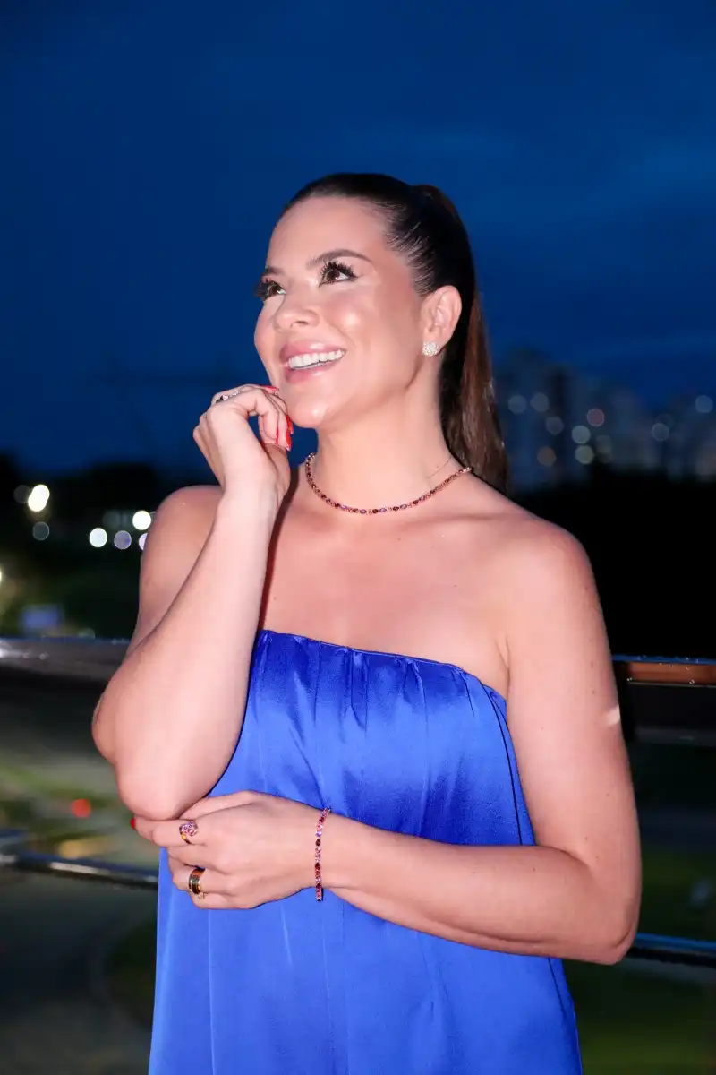 Clínica Raquel Rangel realiza evento de confraternização no Dipa Rooftop