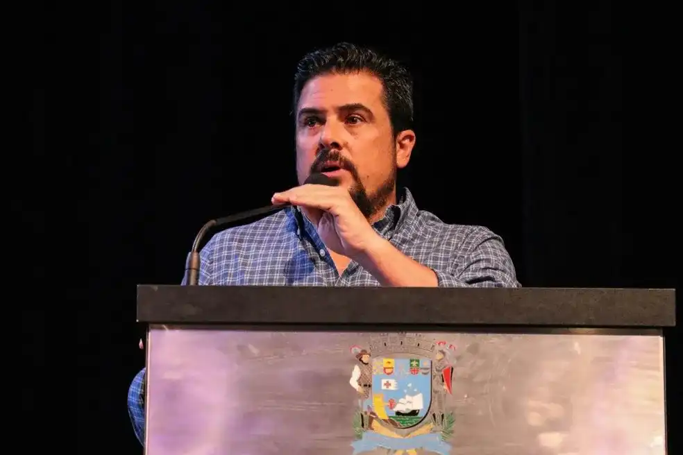 Polícia Civil apreende armas de fogo do ex-prefeito de São Sebastião, Felipe Augusto