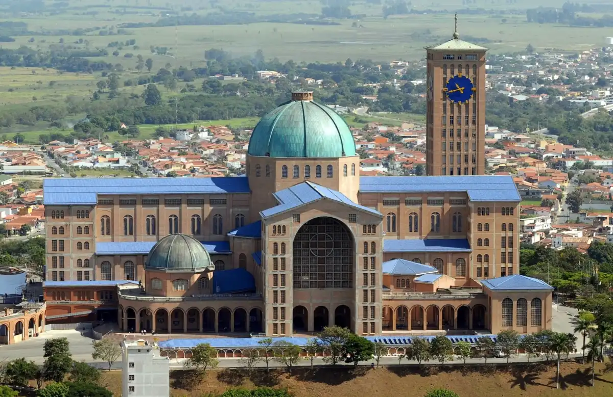 Finados: confira a programação no Santuário Nacional de Aparecida e Canção Nova