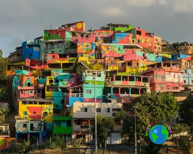 Associação World Art Show promove projeto Comunidades Arte &amp; Amor nas comunidades em São Paulo -SP. 
