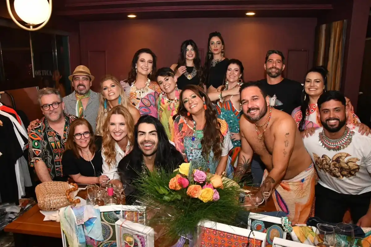 Desfile une moda, arte e sustentabilidade no Momentum Lounge Café neste sábado (14)