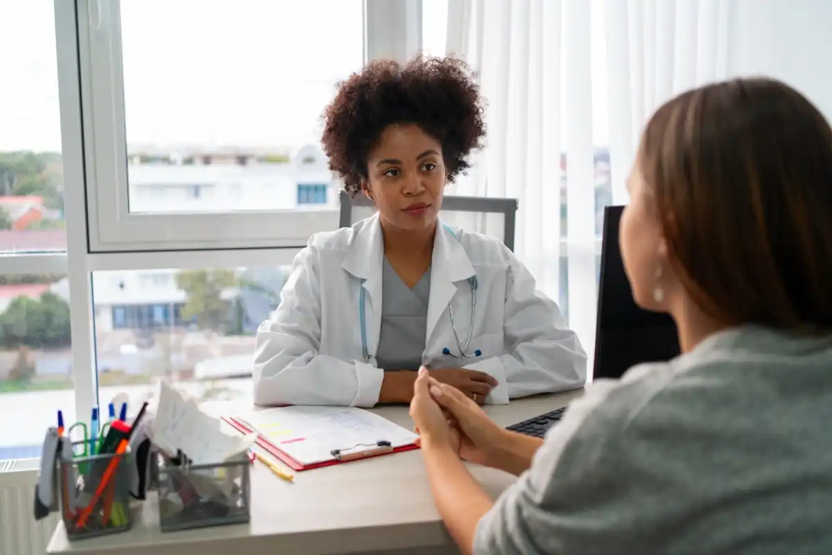 Mudanças hormonais após os 40 anos podem trazer uma série de impactos para região íntima feminina