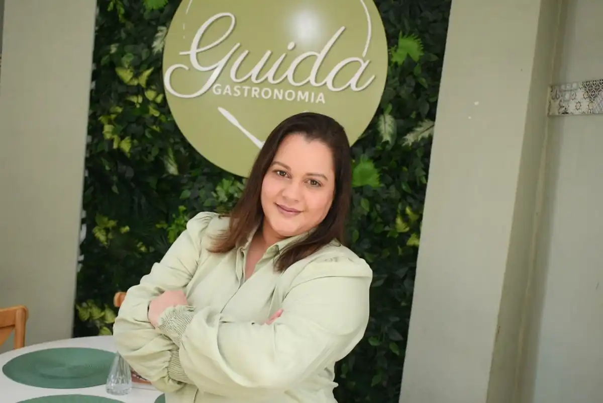 De professora de física a Chef premiada: Conheça a jornada da proprietária do Guida Gastronomia